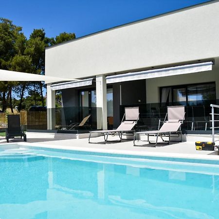 Villa Sportiva Zadar With Private Heated Pool Eksteriør bilde